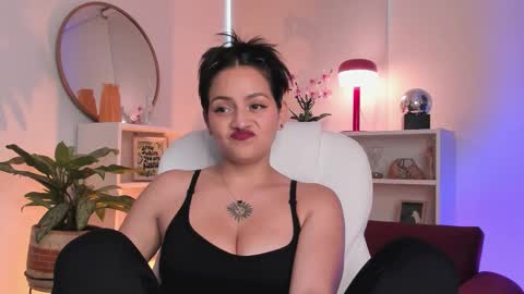 Nahia INDEPENDENT MODEL P online show from February 23, 10:34 pm