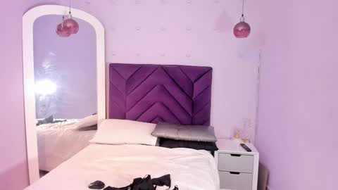 nahomycarterr online show from September 29, 8:41 pm