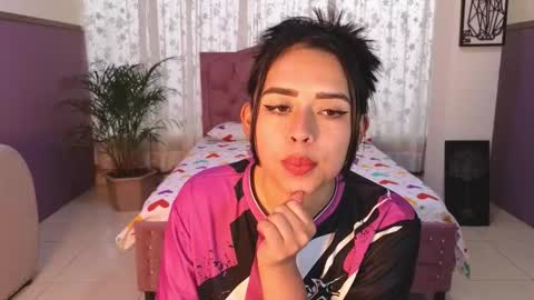 naia_sweetsex online show from October 17, 7:51 pm