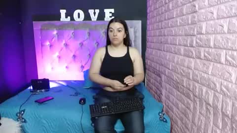 Naira Wood online show from February 14, 5:41 am