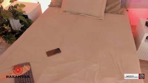 INSTAGRAM  m2221     online show from October 14, 3:09 am