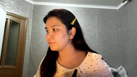 Leyla online show from June 9, 5:56 pm