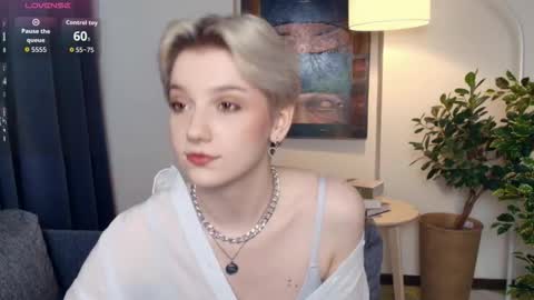 Kate online show from November 26, 1:08 pm