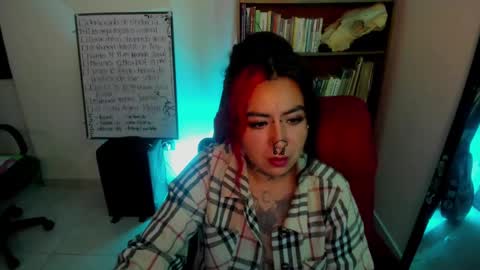 nana_cirkus online show from February 13, 11:58 pm