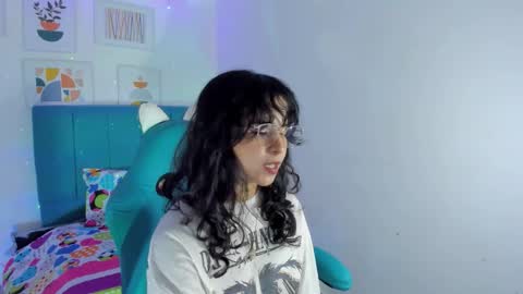 nanami_owo online show from September 22, 2:15 am