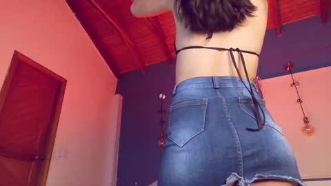 Nana Milan online show from January 12, 11:34 pm