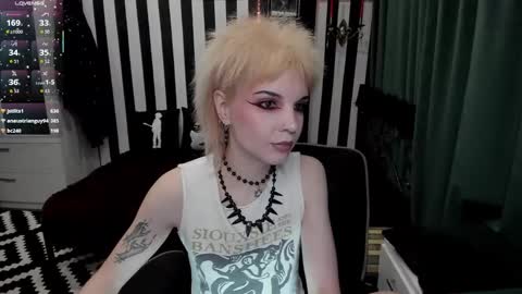 Nancy online show from October 22, 11:39 pm