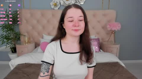 Nancy online show from April 10, 3:23 am