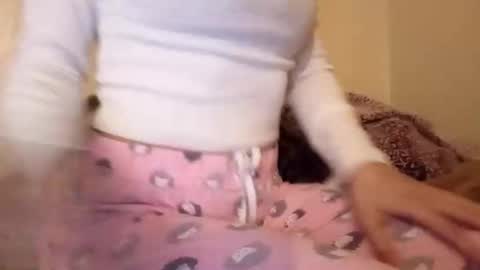 nancyybonita online show from April 15, 8:50 am