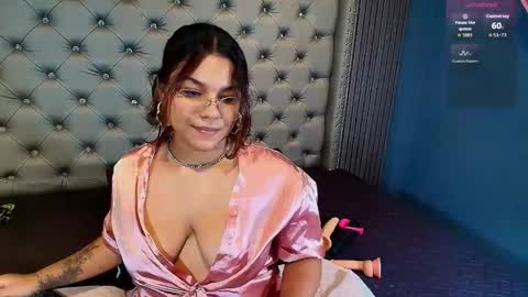 NAOMI online show from March 24, 6:58 pm