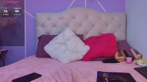 NAOMI online show from March 3, 6:59 pm