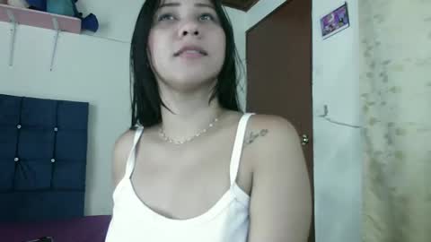 Mia online show from January 28, 4:29 am
