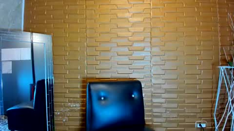 naomii_moore online show from March 7, 8:22 pm