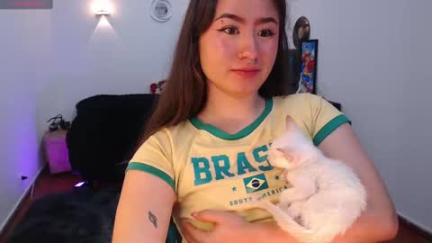 Snapshot of naomii_san chatting on September 13, 8:55 pm liz3 online show from September 13, 8:55 pm