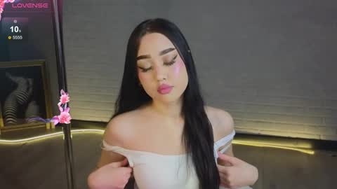 Naomi online show from January 9, 8:09 am