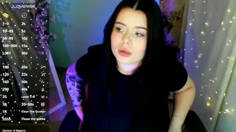 Naomi online show from June 24, 6:42 am