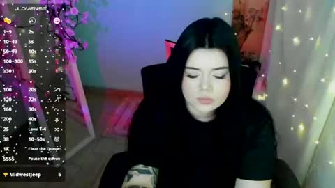 Naomi online show from July 9, 7:01 am