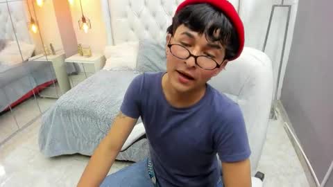 Snapshot of nash_kai11 chatting on October 15, 11:59 pm NASH KAI online show from October 15, 11:59 pm