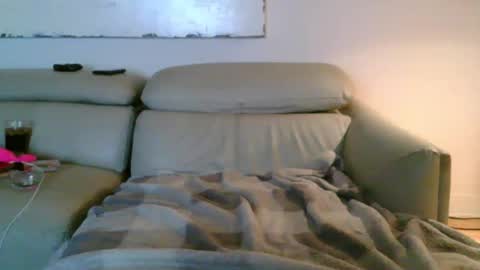 nassobout online show from December 5, 2:00 am