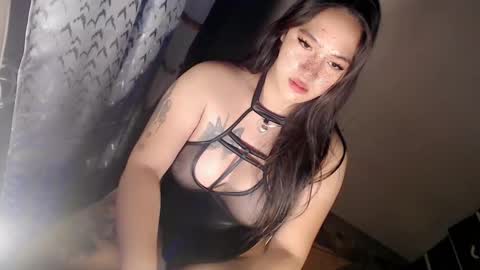 MERA DONT FORGET TO FOLLOW ME AND GIVE ME THUMBS UP online show from January 11, 8:59 pm