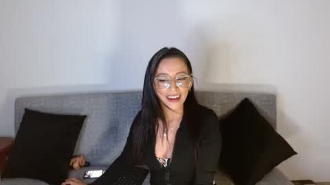 Snapshot of nat4youlove chatting on January 12, 10:01 pm nathalia online show from January 12, 10:01 pm