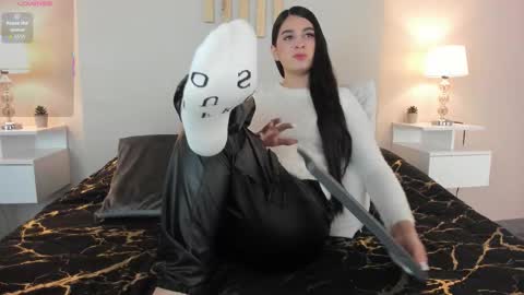 Natacha Diaz online show from October 28, 12:28 pm