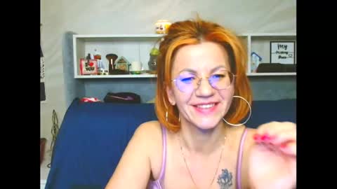 Snapshot of natali3855 chatting on February 15, 6:01 pm Natali online show from February 15, 6:01 pm