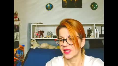 Snapshot of natali3855 chatting on March 8, 7:09 pm Natali online show from March 8, 7:09 pm