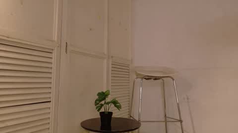 Naty  online show from February 10, 12:19 pm