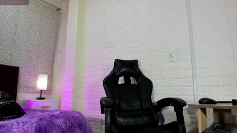 Natalia Kiss online show from February 9, 11:36 am