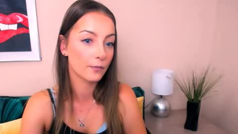 NatalieSexy online show from June 18, 7:25 am