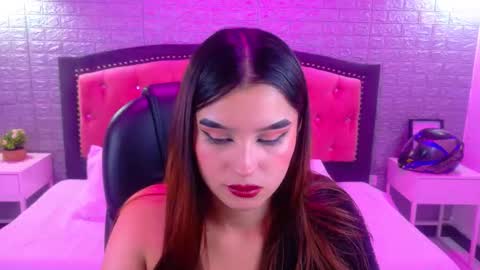 natalie  online show from January 9, 3:45 am