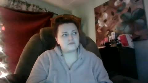 Snapshot of nataliedays chatting on December 9, 4:34 am Natalie online show from December 9, 4:34 am