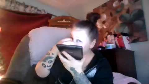 Snapshot of nataliedays chatting on February 16, 3:15 am Natalie online show from February 16, 3:15 am