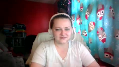 Snapshot of nataliedays chatting on February 14, 4:09 pm Natalie online show from February 14, 4:09 pm