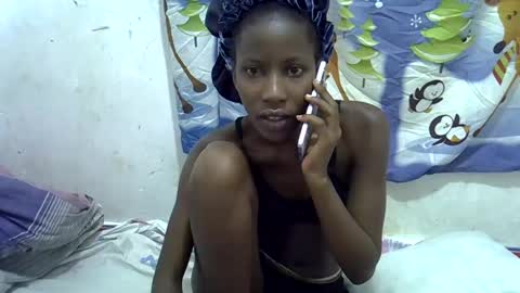 Snapshot of natalih chatting on December 15, 11:01 am natalih online show from December 15, 11:01 am