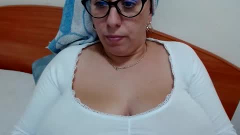 natally online show from October 17, 1:48 pm