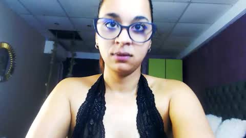 natalybonnie online show from October 7, 5:58 am