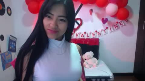 Snapshot of natalyescobar_lx chatting on February 17, 1:22 pm Nataly Escobar online show from February 17, 1:22 pm