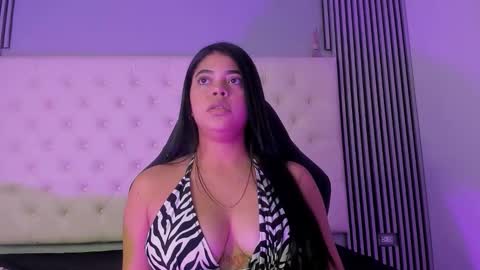 Naty online show from February 24, 3:04 pm