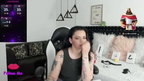 Snapshot of natasha__logan chatting on March 3, 1:23 pm Natasha online show from March 3, 1:23 pm