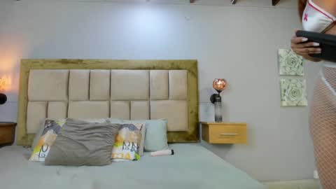 natasha bluie online show from February 1, 12:40 am