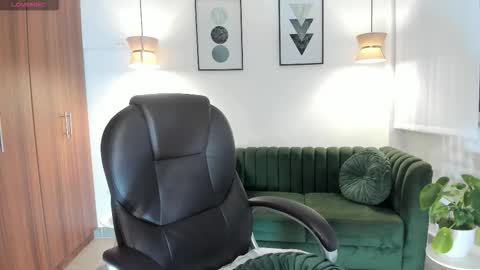 natasha kiim online show from March 1, 5:33 am