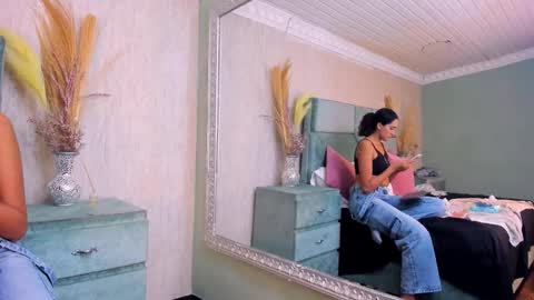 natashabrinkley online show from November 1, 3:28 am