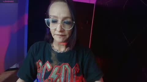 Snapshot of natashamason chatting on March 6, 11:47 am Natasha Mason online show from March 6, 11:47 am