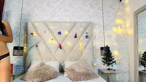 natashaross_t online show from January 7, 7:19 pm