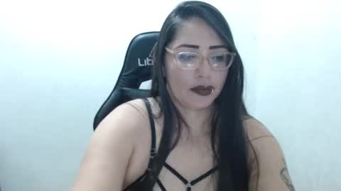 Natasha Smithe  online show from November 9, 12:58 am