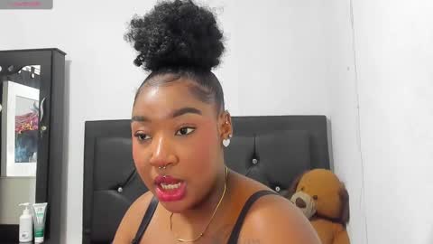 natasshaa_brown online show from October 14, 12:35 am