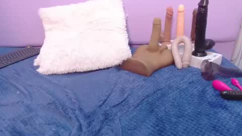 Nathalia online show from October 23, 4:58 am