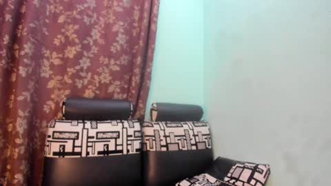 Nathaly online show from March 19, 8:25 pm